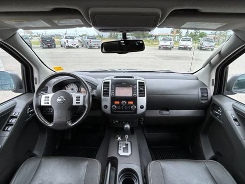 Used 2020 Nissan Frontier PRO-4X w/ Pro-4x Utility Package AWD/4WD image 13