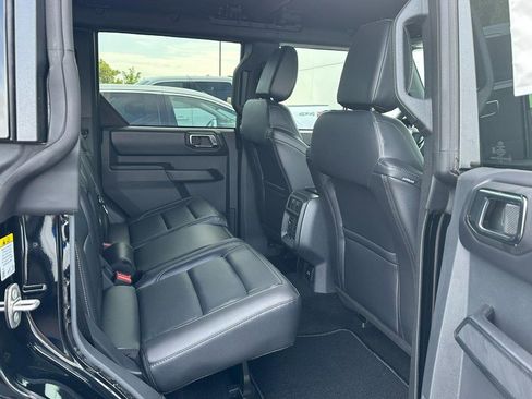 New 2025 Ford Bronco Outer Banks w/ Sasquatch Package image 11