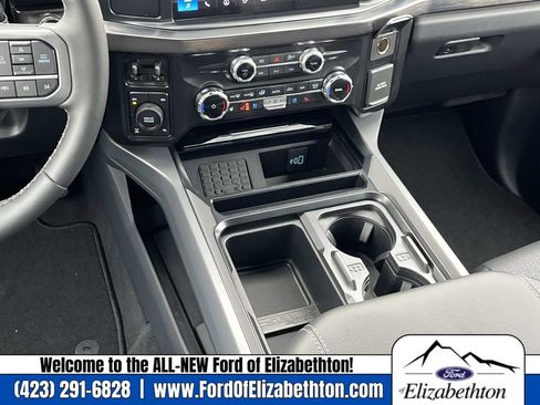 New 2026 Ford F250 4x4 Crew Cab Super Duty image 14