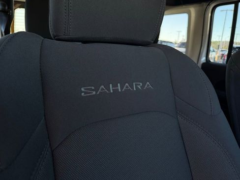 Used 2023 Jeep Wrangler Sahara w/ LED Lighting Group image 31