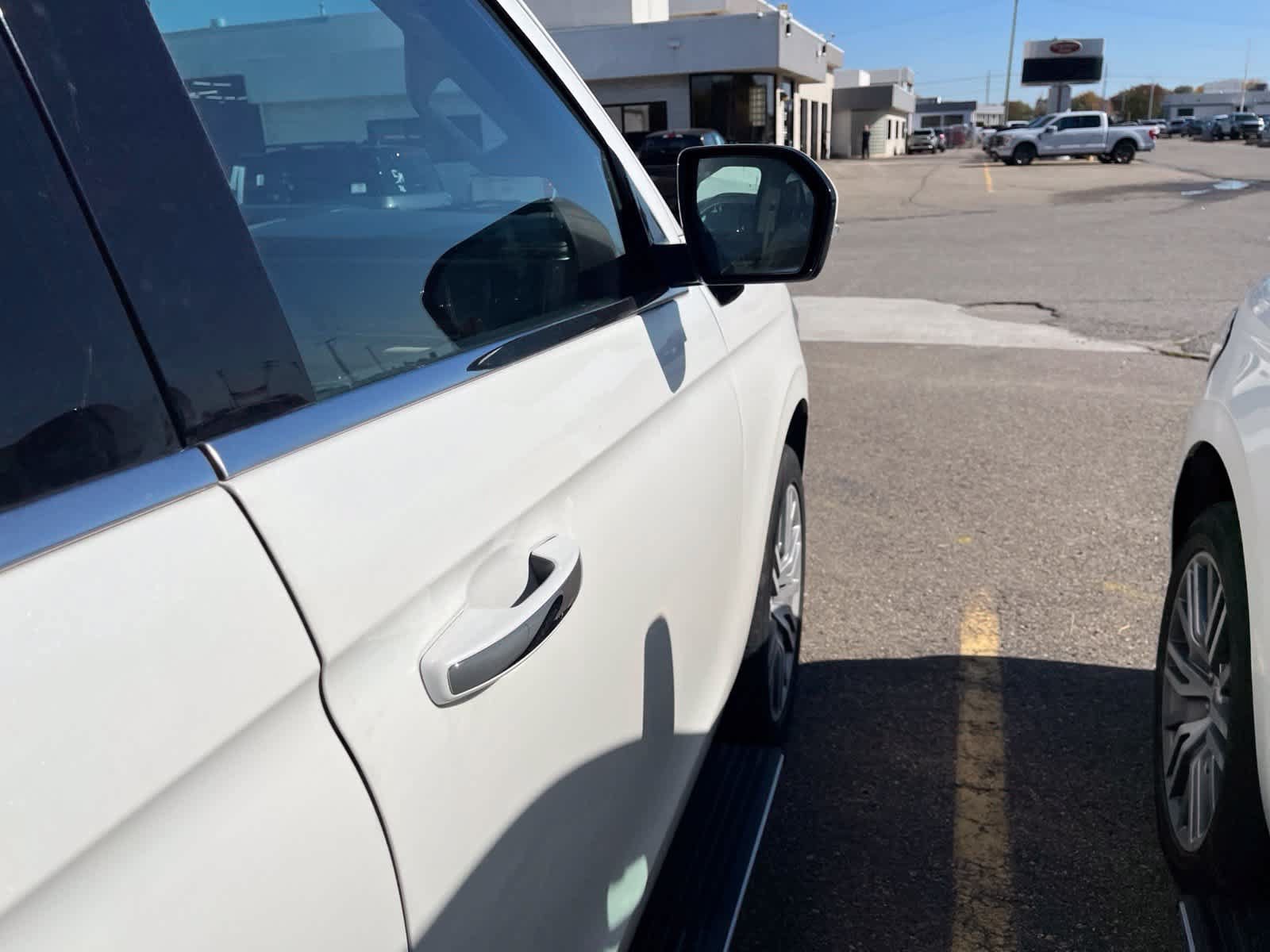 Used 2023 Ford Expedition Max Limited AWD/4WD image 18