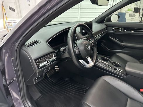 Used 2023 Honda Civic Sport Touring image 9