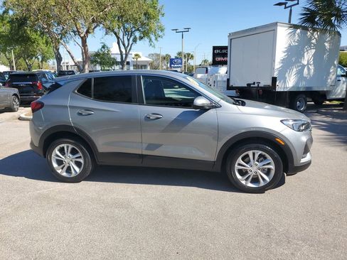 Certified 2023 Buick Encore GX Preferred FWD image 6