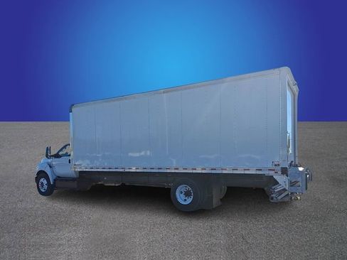 Used 2023 Ford F650 2WD Regular Cab Super Duty image 7