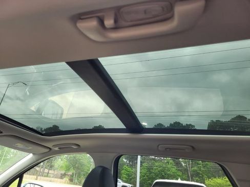 New 2026 Kia Sorento S w/ S Panoramic Sunroof Package FWD image 11