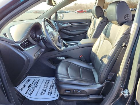 Used 2019 Buick Enclave Avenir w/ Avenir Technology Package image 13