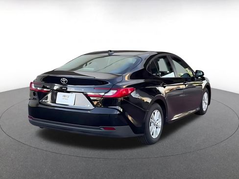 Used 2025 Toyota Camry LE image 14