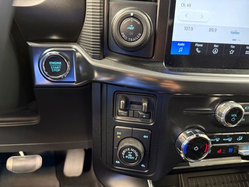 Used 2025 Ford F150 Raptor AWD/4WD image 25