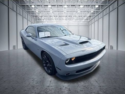 Used 2022 Dodge Challenger R/T Scat Pack w/ Plus Package RWD image 7
