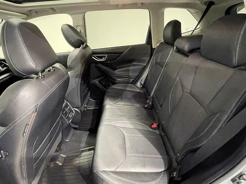 Used 2019 Subaru Forester Limited AWD/4WD image 17
