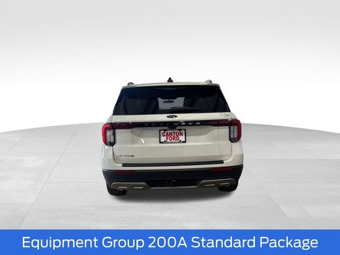 New 2026 Ford Explorer Active RWD image 5
