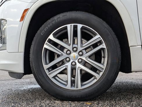Used 2023 Chevrolet Traverse High Country image 24