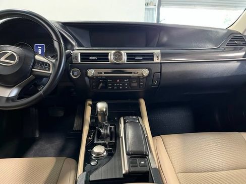 Used 2016 Lexus GS 200t w/ Premium Package RWD image 19