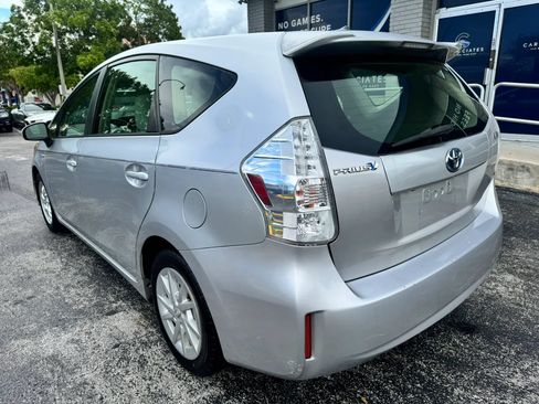 Used 2013 Toyota Prius V Three FWD image 5