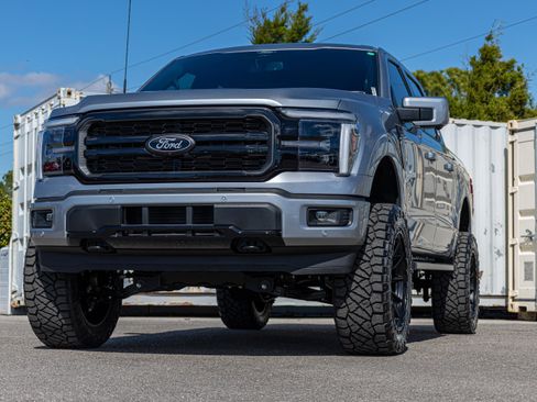 New 2025 Ford F150 Lariat w/ Equipment Group 501A Mid image 8