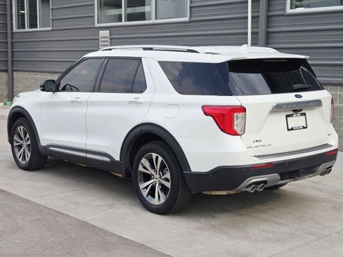 Used 2020 Ford Explorer Platinum w/ Premium Technology Package AWD/4WD image 7