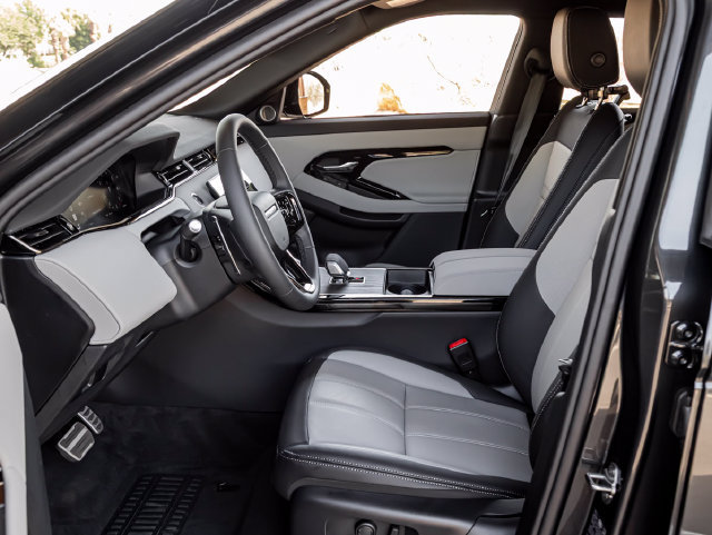 New 2026 Land Rover Range Rover Evoque Hoxton AWD/4WD image 14