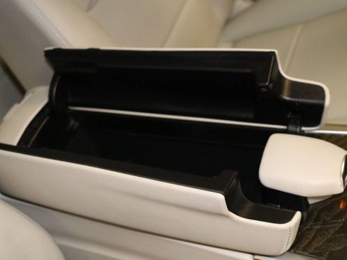 Used 2015 Mercedes-Benz E 350 Sedan image 63
