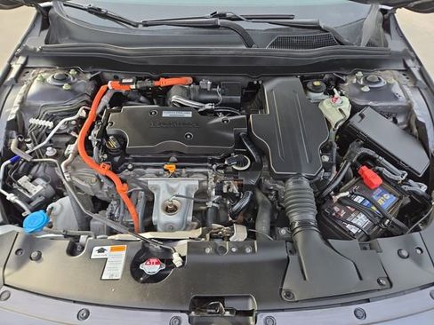 Used 2018 Honda Accord Hybrid image 31
