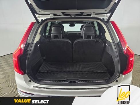 Used 2023 Volvo XC90 B6 Plus w/ Protection Package Premier AWD/4WD image 19