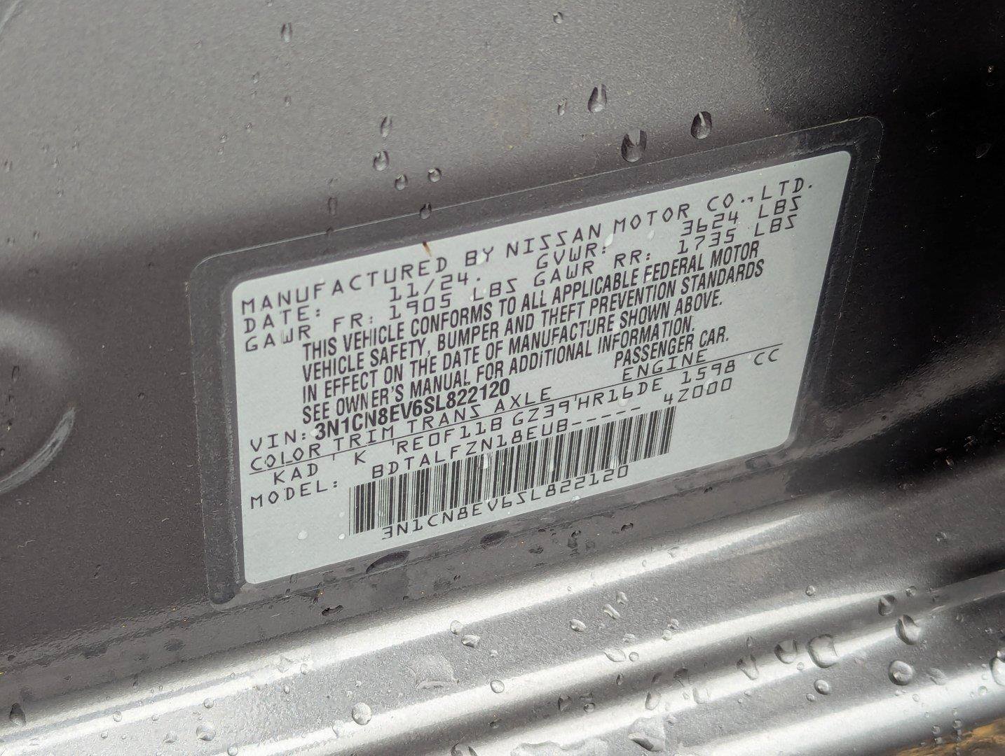 Used 2025 Nissan Versa SV FWD image 39