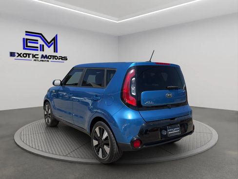Used 2016 Kia Soul + w/ Designer's Package FWD image 3
