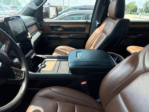 Used 2023 RAM 1500 Limited AWD/4WD image 4