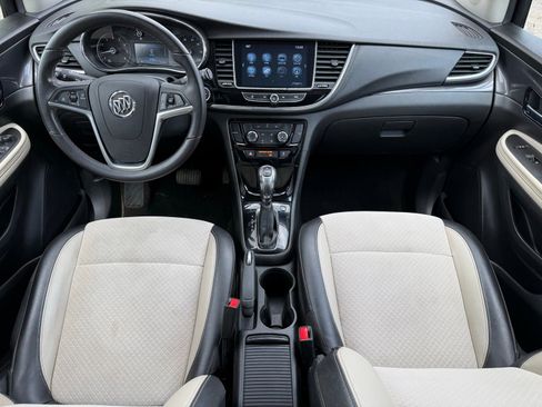 Used 2020 Buick Encore Preferred w/ Safety Package AWD/4WD image 2