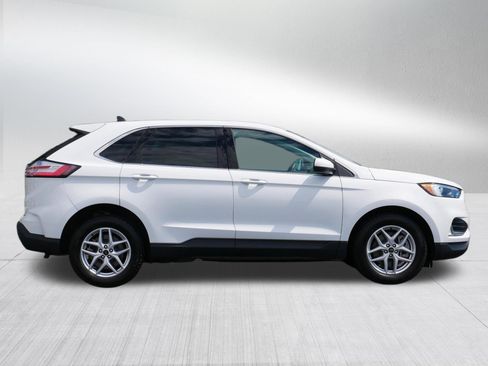 Used 2024 Ford Edge SEL w/ Convenience Package AWD/4WD image 6