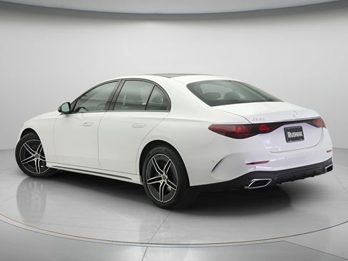 New 2026 Mercedes-Benz E 350 Sedan image 3