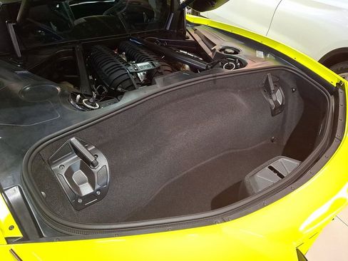 Used 2024 Chevrolet Corvette Z06 image 28