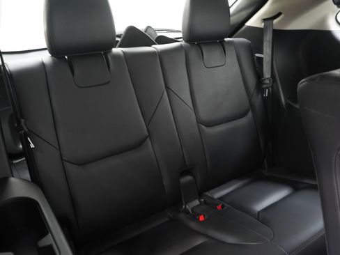 Used 2023 MAZDA CX-9 Touring Plus AWD/4WD image 15