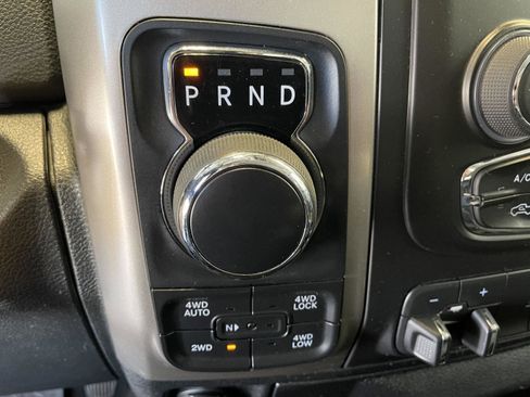 Used 2018 RAM 1500 Big Horn image 38