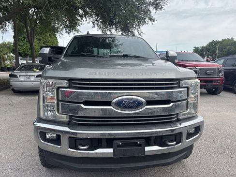Used 2019 Ford F250 Lariat w/ Chrome Package AWD/4WD image 2