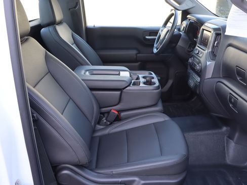 Used 2026 Chevrolet Silverado 1500 W/T RWD image 30