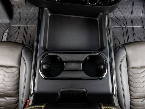 Used 2025 Chevrolet Silverado 2500 ZR2 image 28