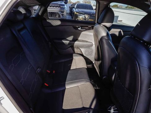 Used 2022 Kia Forte GT-Line image 19