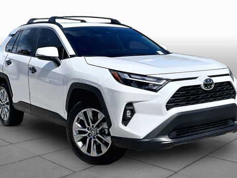 Used 2025 Toyota RAV4 XLE Premium w/ Weather Package FWD image 3
