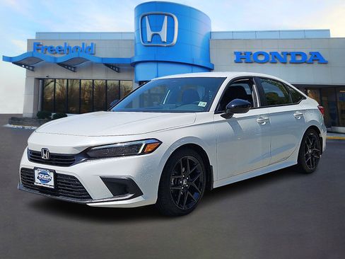 Certified 2023 Honda Civic Sport image 3