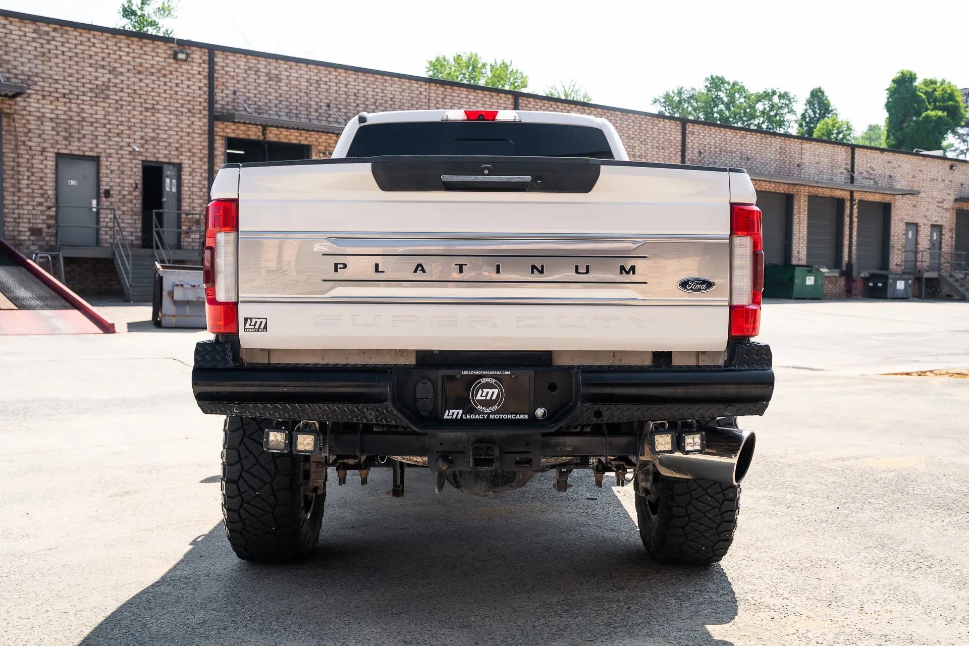 Used 2017 Ford F250 Platinum w/ Platinum Ultimate Package AWD/4WD image 7