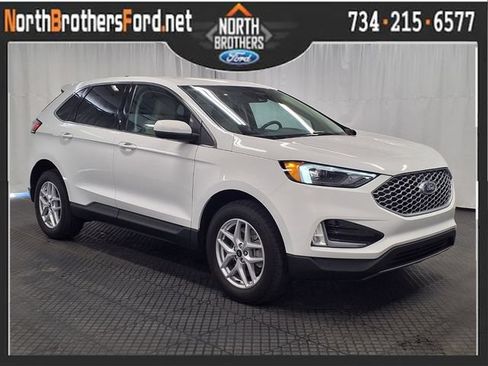 Certified 2023 Ford Edge SEL w/ Convenience Package AWD/4WD image 1