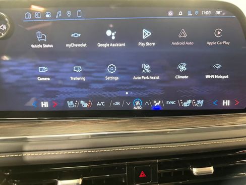 New 2026 Chevrolet Suburban Premier image 15