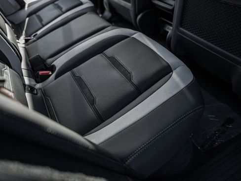 New 2025 Mercedes-Benz GLE 63 AMG S image 35