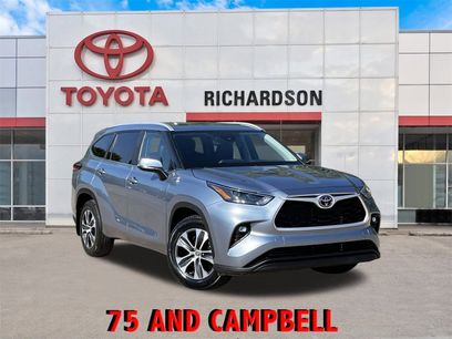 Used 2023 Toyota Highlander XLE