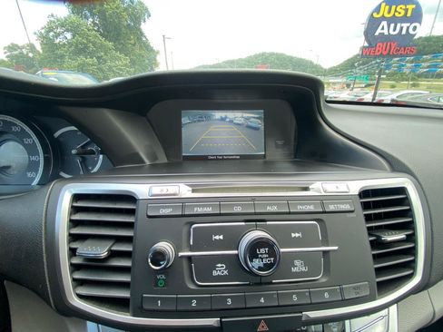 Used 2014 Honda Accord LX image 20