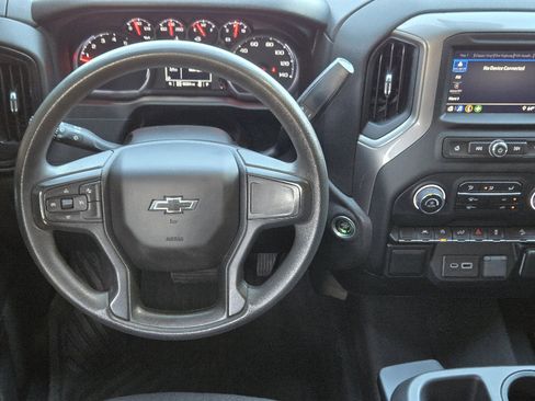 Used 2022 Chevrolet Silverado 1500 Custom Trail Boss w/ LPO, Dark Essentials Package image 10