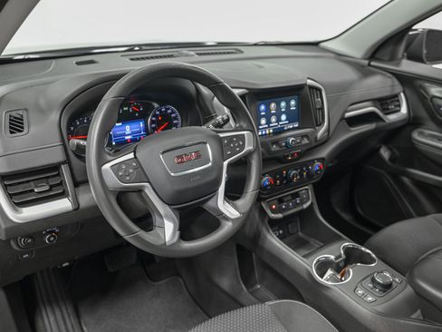 Used 2023 GMC Terrain SLE w/ Driver Convenience Package image 15