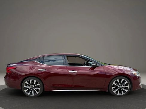Used 2016 Nissan Maxima SR image 8