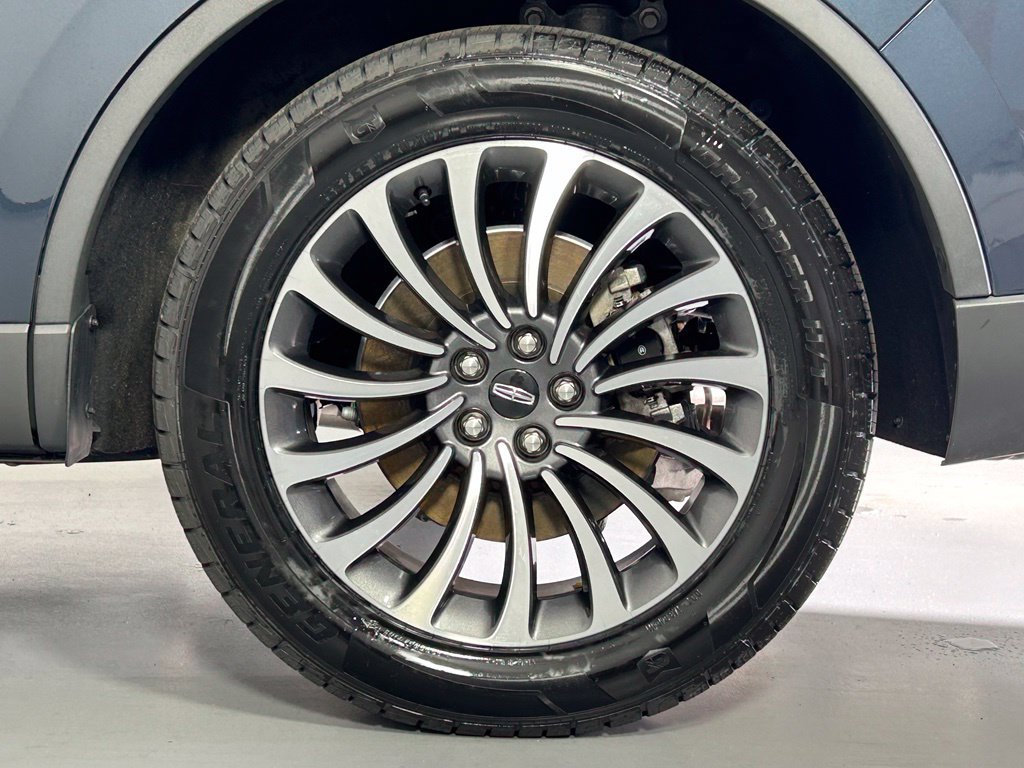 Used 2023 Lincoln Aviator Reserve w/ Elements Package Plus AWD/4WD image 45