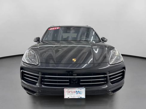 Used 2019 Porsche Cayenne S AWD/4WD image 2